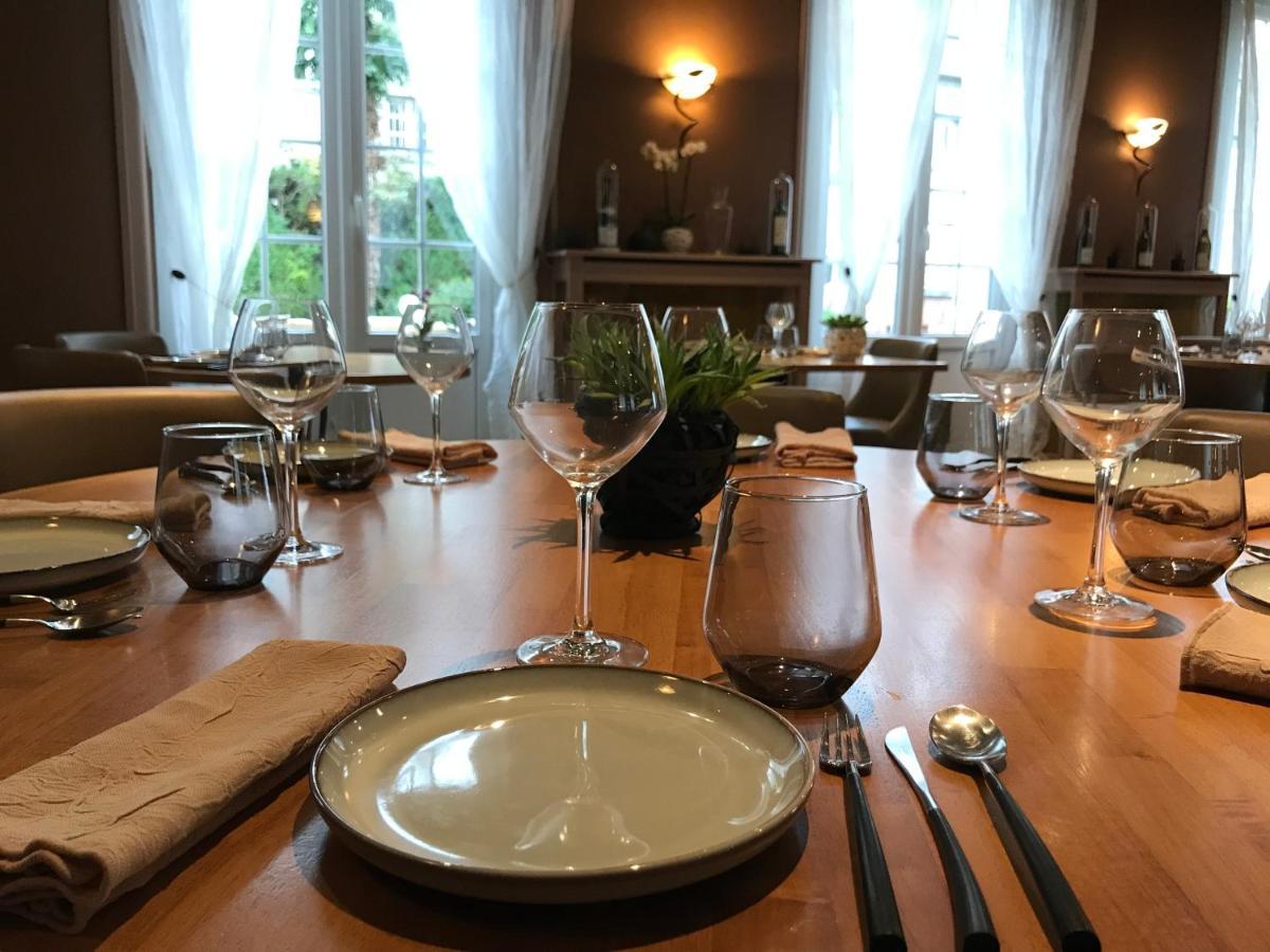 Neufchâtel-en-Bray Logis Hotel-Restaurant Les Airelles מראה חיצוני תמונה