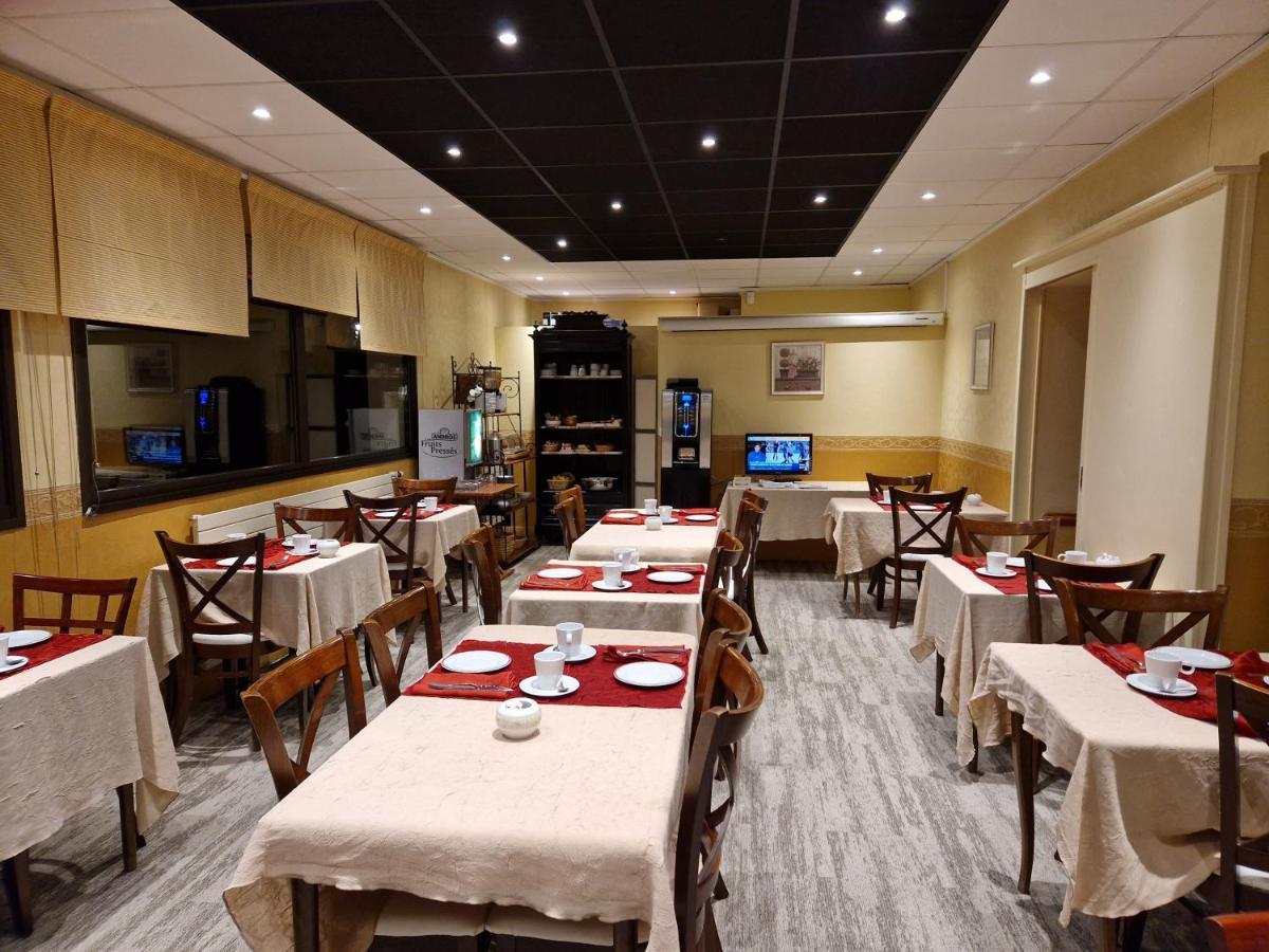 Neufchâtel-en-Bray Logis Hotel-Restaurant Les Airelles מראה חיצוני תמונה