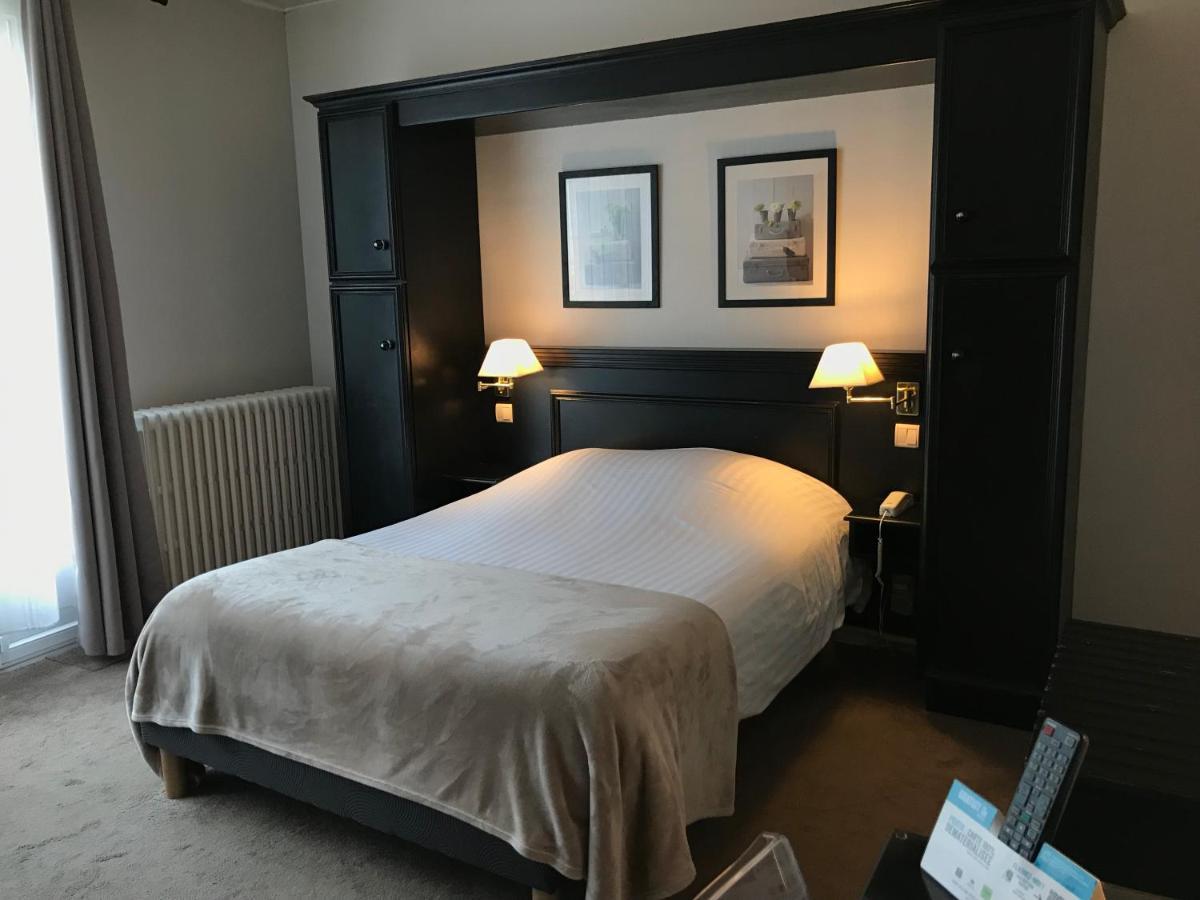 Neufchâtel-en-Bray Logis Hotel-Restaurant Les Airelles מראה חיצוני תמונה